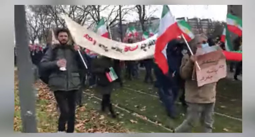 طنین شعار #مرگ_بر_ستمگر_چه_شاه_باشه_چه_رهبر در تظاهرات ایرانیان در استراسبورگ